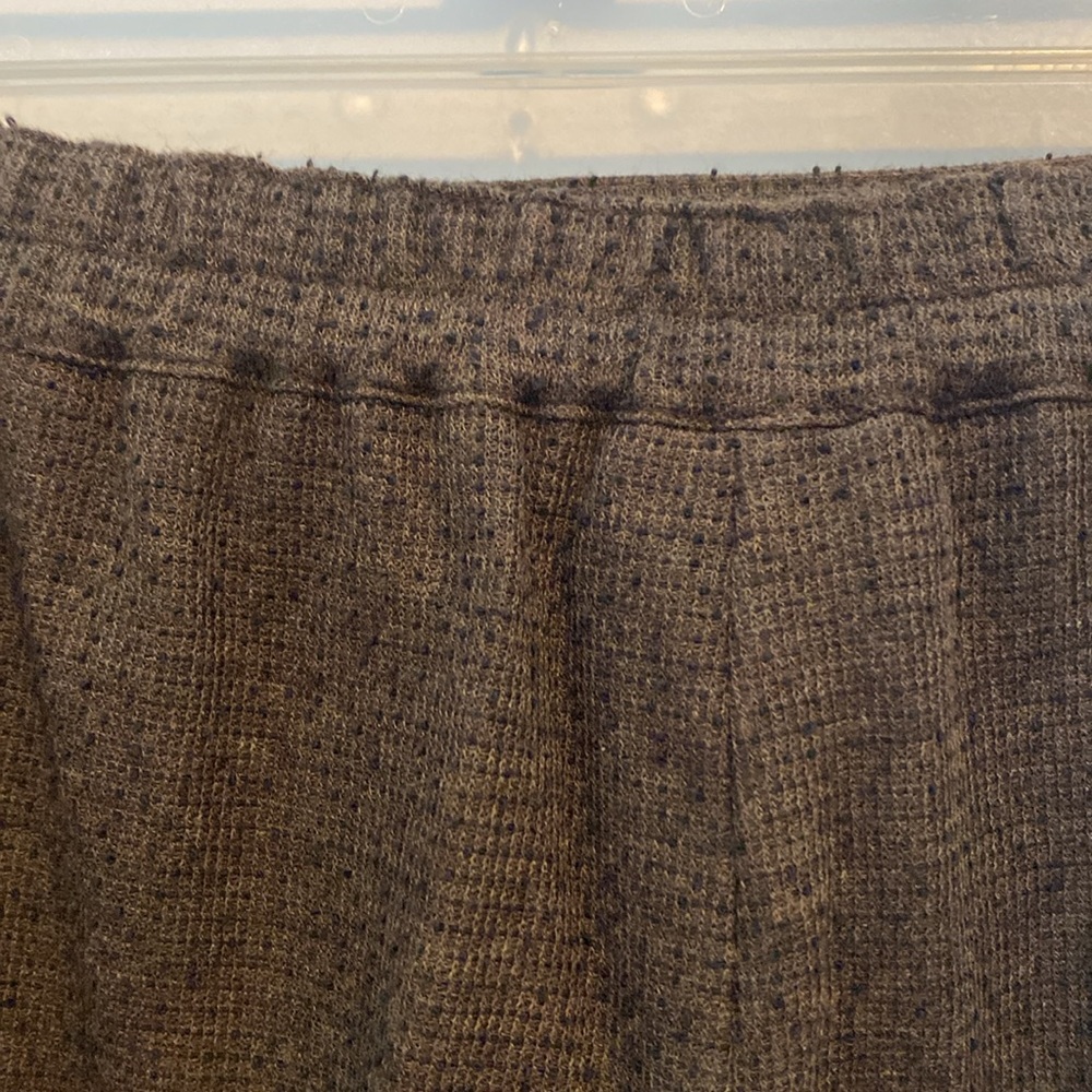 Pants - Picture 5 of 10